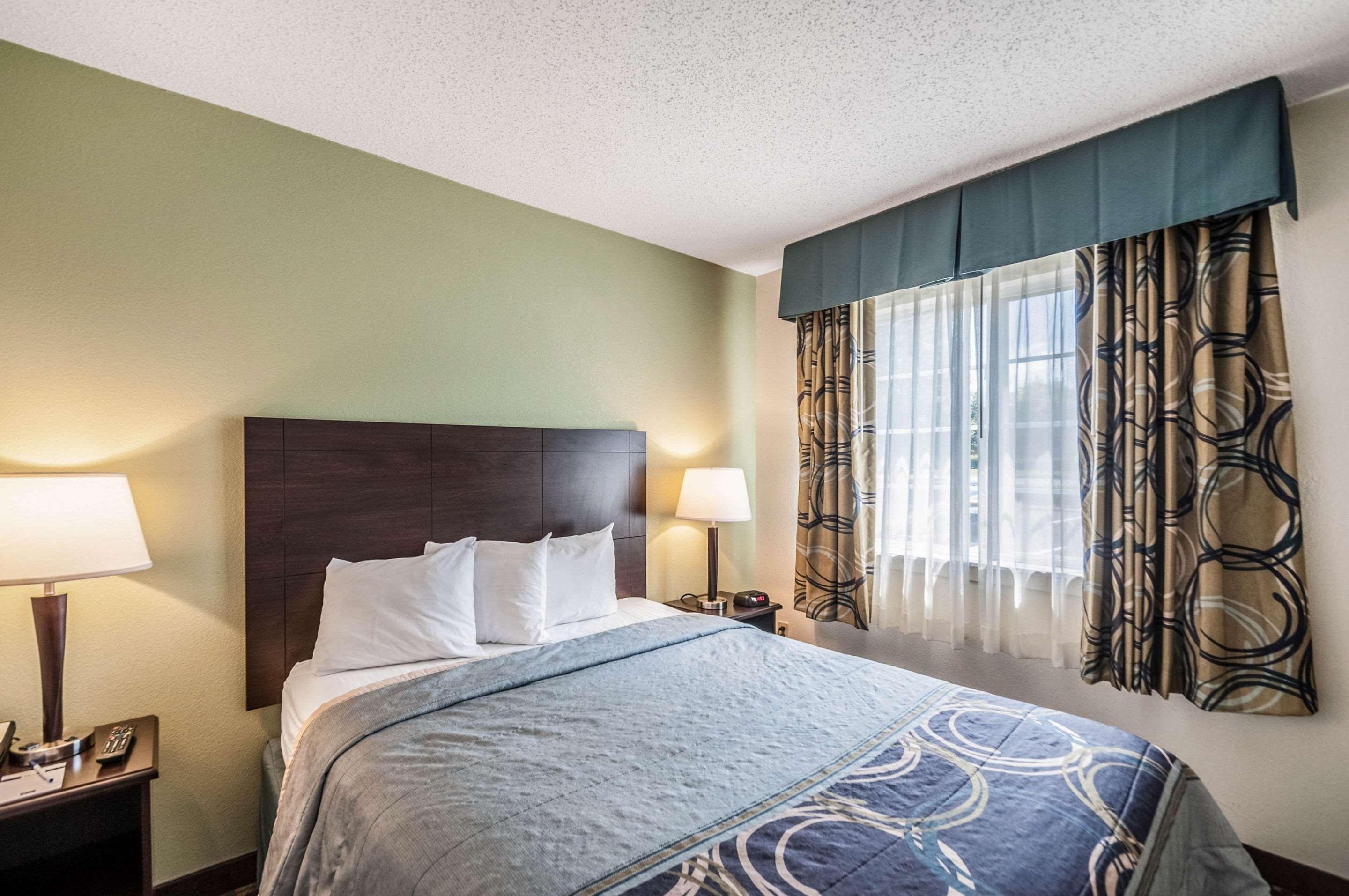 Mainstay Suites Frederick Esterno foto