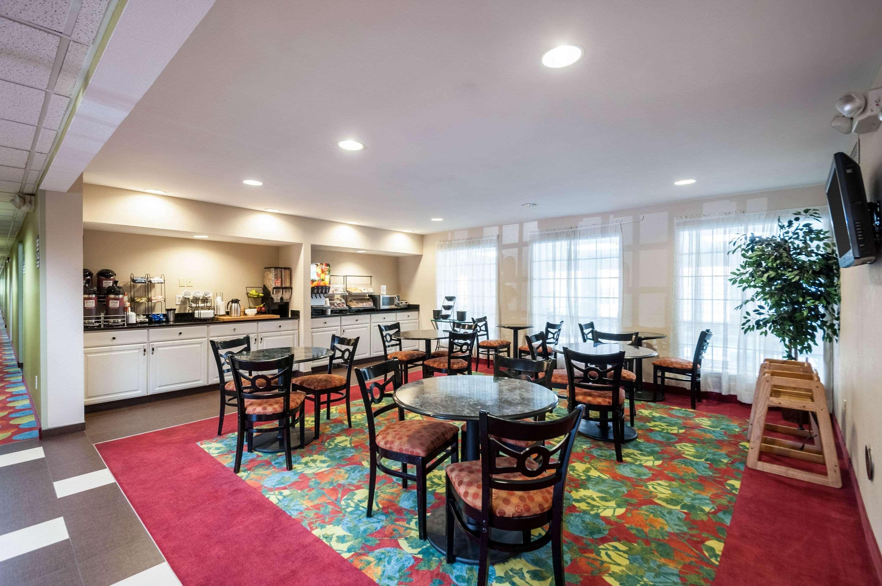 Mainstay Suites Frederick Esterno foto